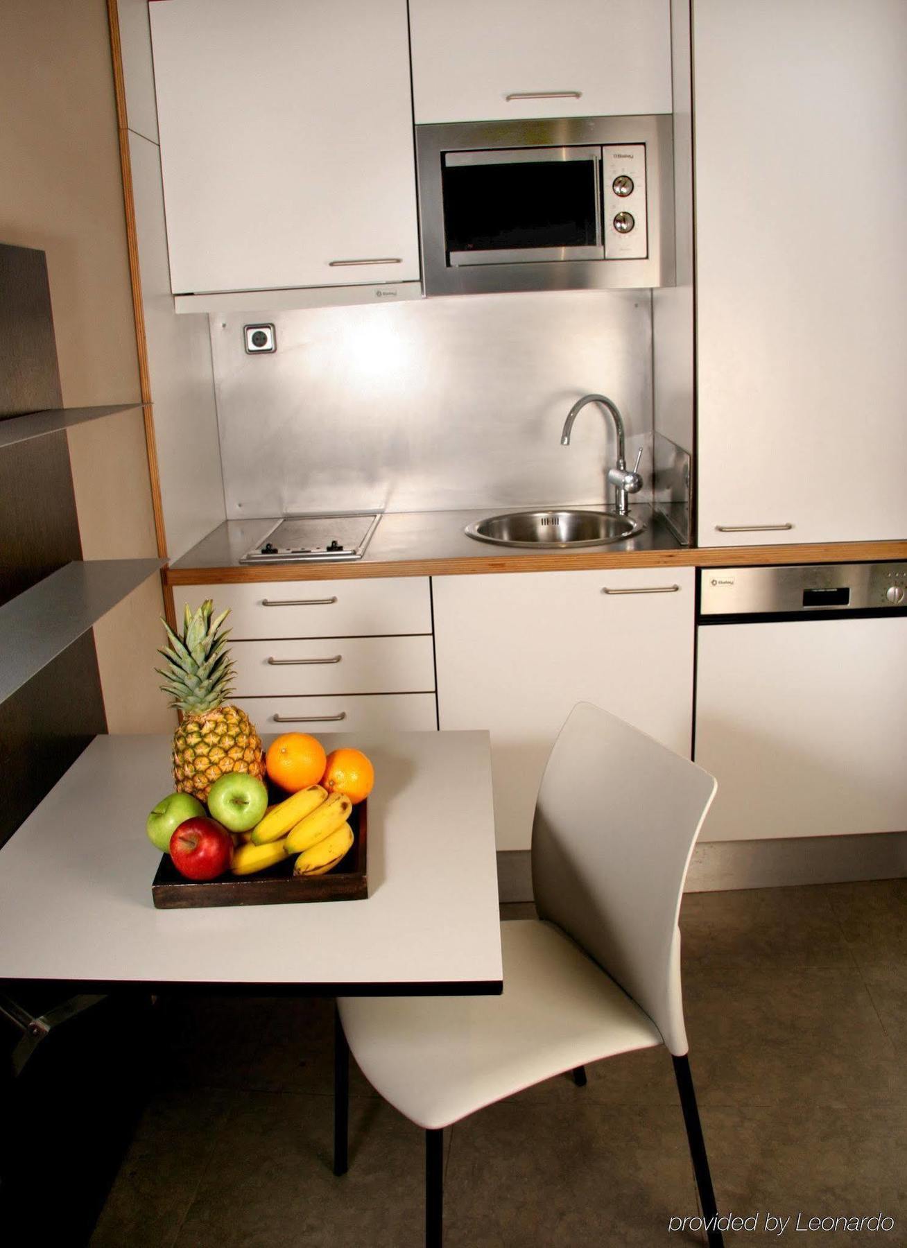 Aparthotel Allada 3* Barcelona Kültér fotó
